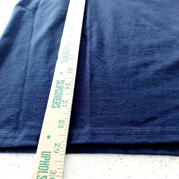 University of Notre Dame Long Sleeve Champion T-Shirt Medium Logo Navy NEW NWT - Picture 9 of 12